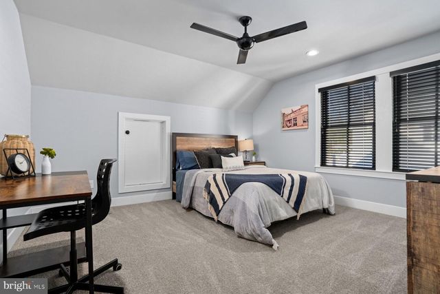172 LAFAYETTE ST, Doylestown, PA 18901