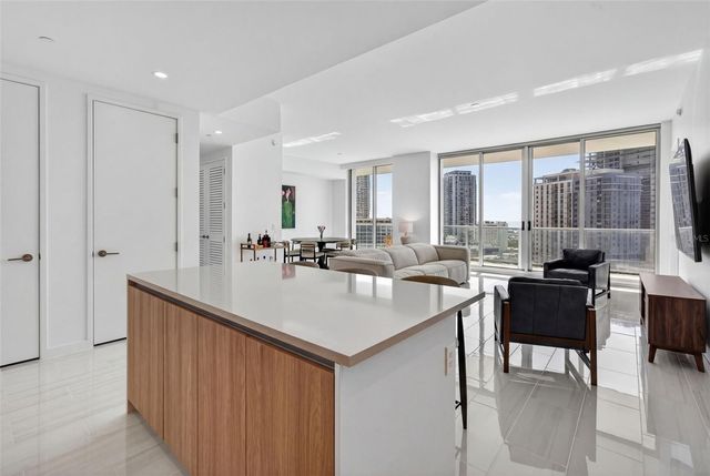 400 CENTRAL AVENUE 1405, St Petersburg, FL 33701