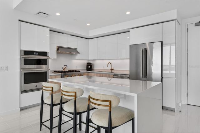 400 CENTRAL AVENUE 1405, St Petersburg, FL 33701