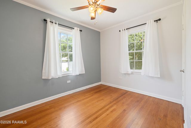 524 Loreauville Road, New Iberia, LA 70563