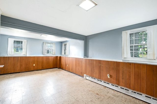 66 Seymour St, New Bedford, MA 02744