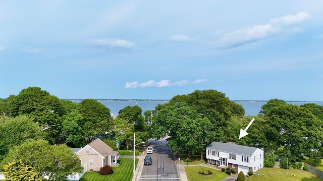 66 Seymour St, New Bedford, MA 02744