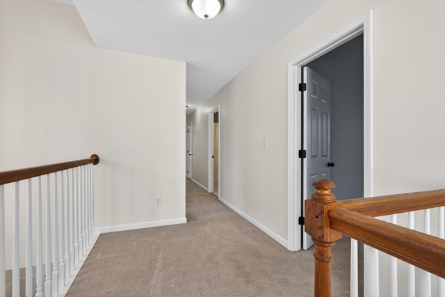 1405 Saddle Club Way, Lexington, KY 40504