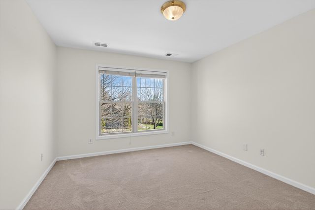 1405 Saddle Club Way, Lexington, KY 40504