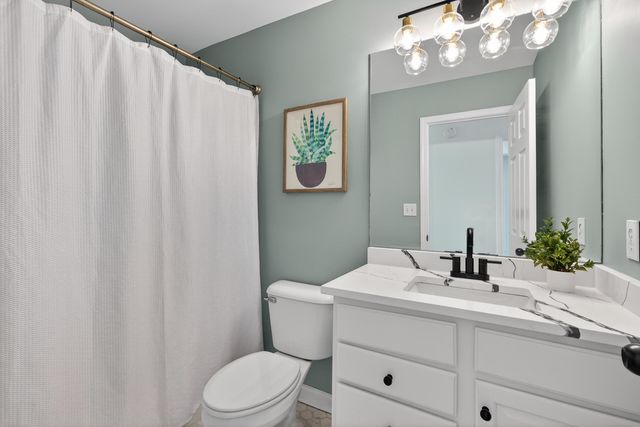 1405 Saddle Club Way, Lexington, KY 40504