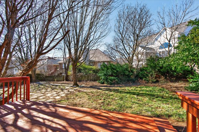 1405 Saddle Club Way, Lexington, KY 40504