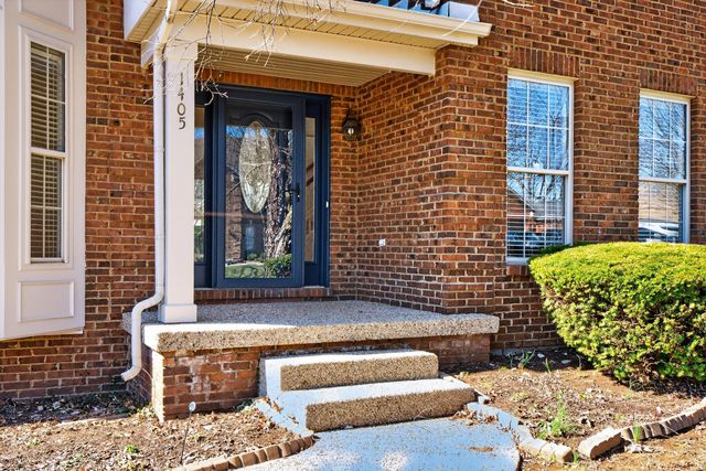 1405 Saddle Club Way, Lexington, KY 40504