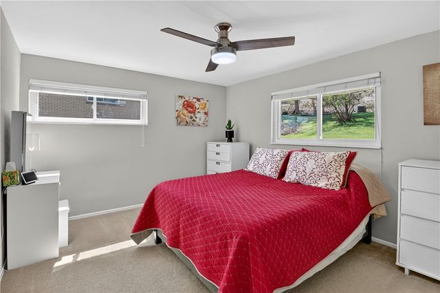 6038 Dalmation Dr, Bethel Park, PA 15102