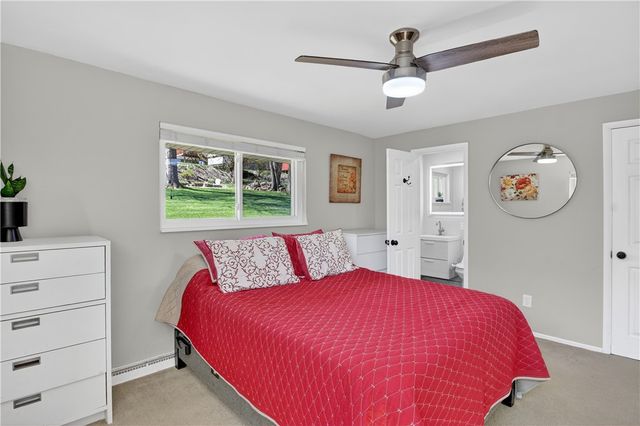 6038 Dalmation Dr, Bethel Park, PA 15102