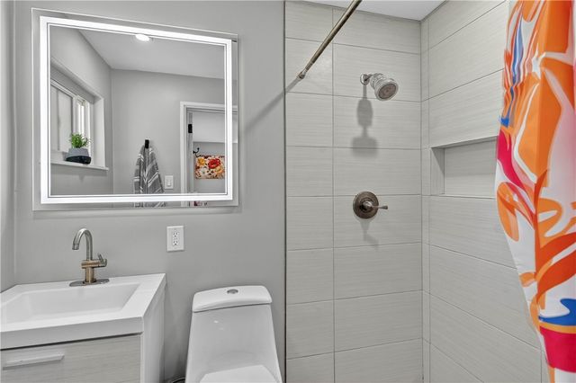 6038 Dalmation Dr, Bethel Park, PA 15102