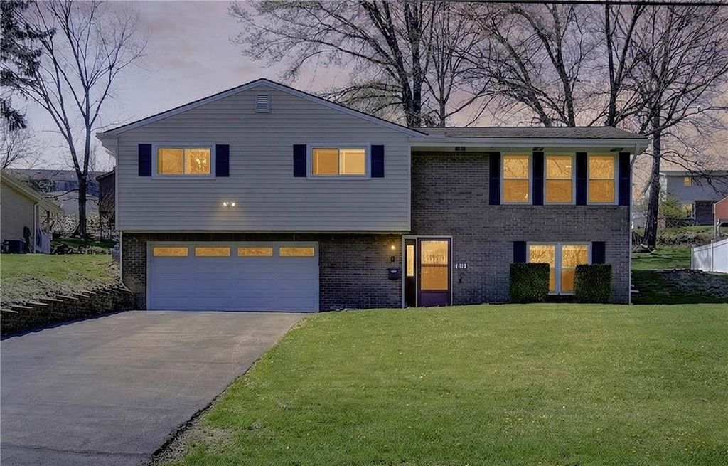 6038 Dalmation Dr, Bethel Park, PA 15102