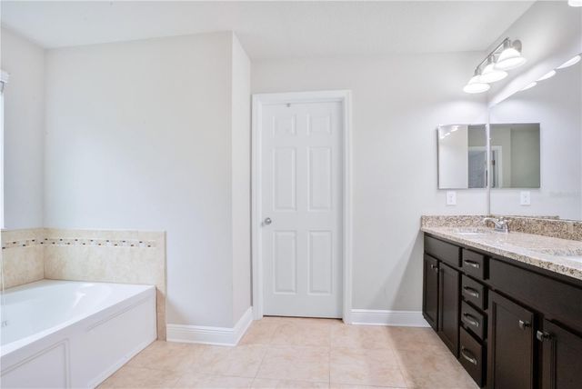 16308 BAYBERRY VIEW DRIVE, Lithia, FL 33547