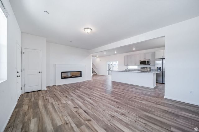 54 N PROVO RIVER RD, Saratoga Springs, UT 84045