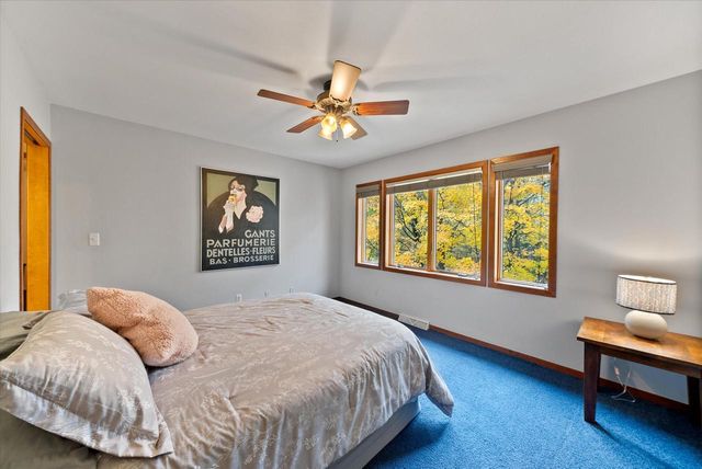 1319 Creekside COURT, Grafton, WI 53024