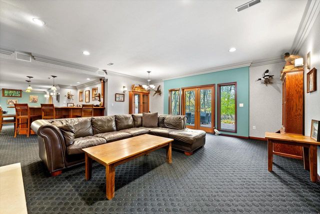 1319 Creekside COURT, Grafton, WI 53024