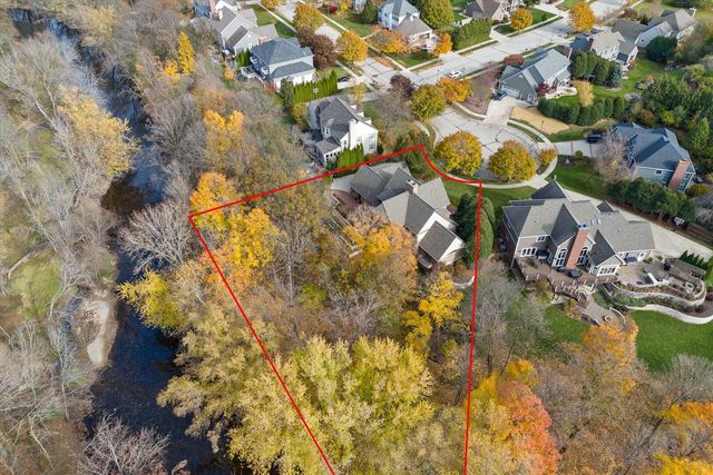 1319 Creekside COURT, Grafton, WI 53024