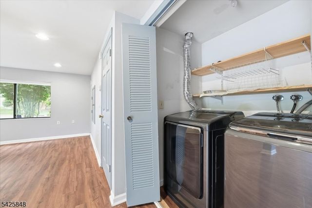 2 Powderhorn Dr, Rockaway Twp., NJ 07866
