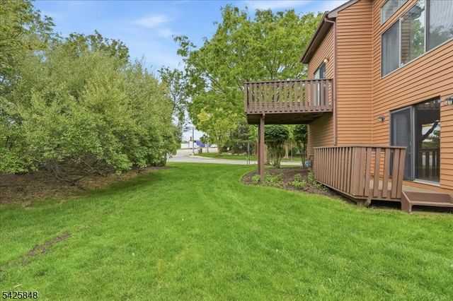 2 Powderhorn Dr, Rockaway Twp., NJ 07866
