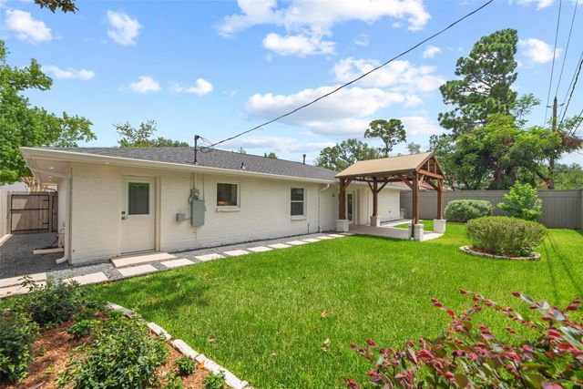 7211 Alderney Drive, Houston, TX 77055