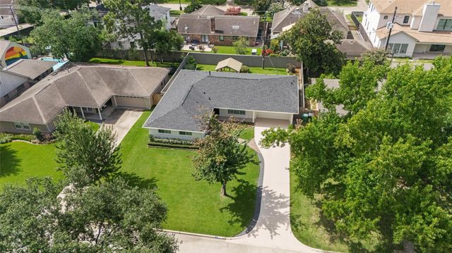 7211 Alderney Drive, Houston, TX 77055