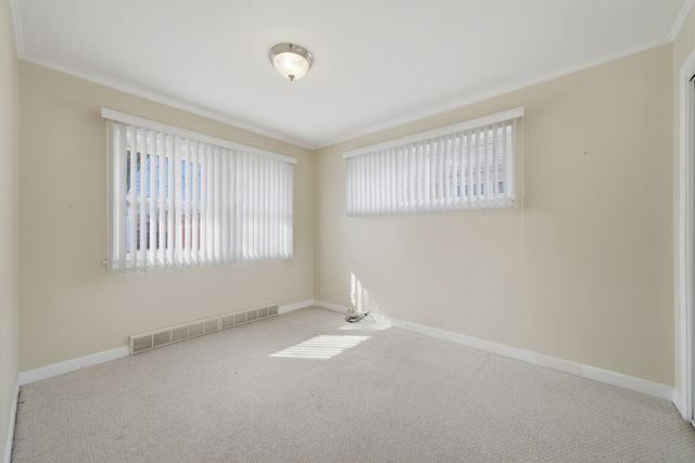 7538 E Praire Road, Skokie, IL 60076