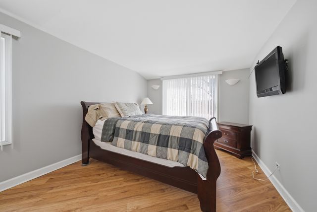 7538 E Praire Road, Skokie, IL 60076