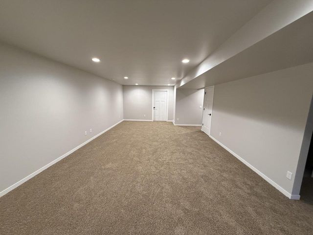 1818 Arches DRIVE, Holmen, WI 54636