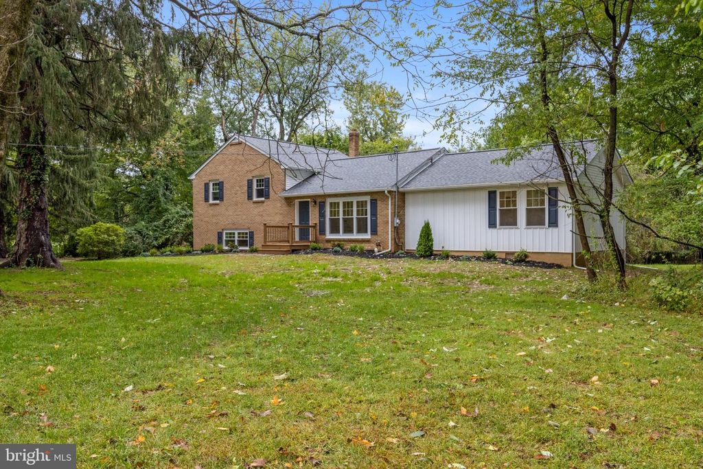 995 SMITHBRIDGE RD, Glen Mills, PA 19342 — exterior