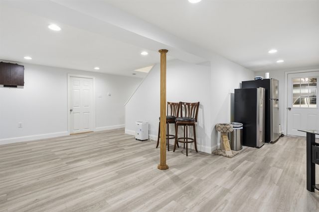 67 Dublin Avenue, Nashua, NH 03063