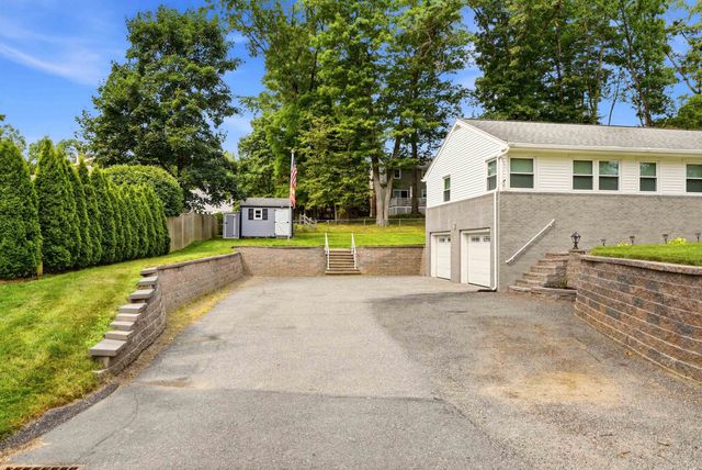 67 Dublin Avenue, Nashua, NH 03063