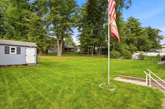 67 Dublin Avenue, Nashua, NH 03063
