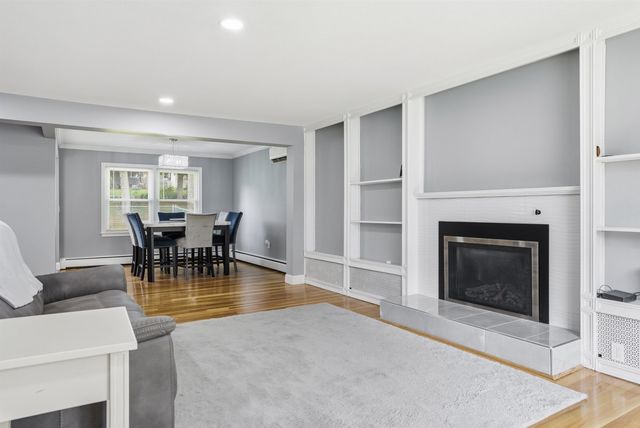 67 Dublin Avenue, Nashua, NH 03063