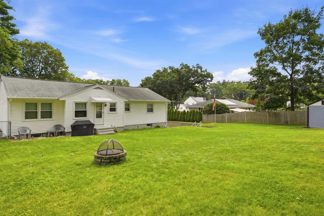 67 Dublin Avenue, Nashua, NH 03063
