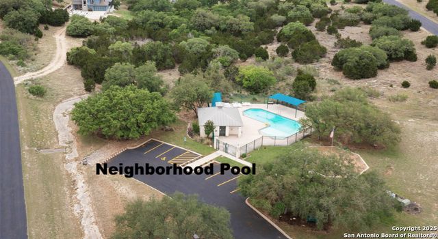 523 OAK SHORES DR, Canyon Lake, TX 78133