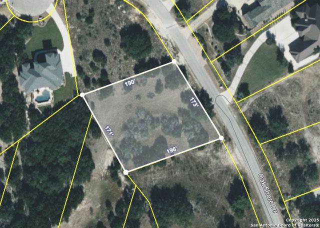 523 OAK SHORES DR, Canyon Lake, TX 78133