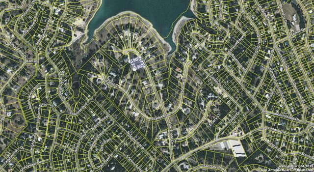 523 OAK SHORES DR, Canyon Lake, TX 78133