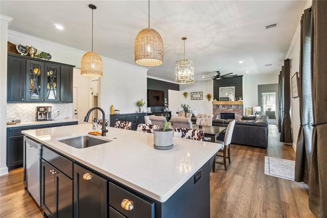 13528 NW 2nd Street, Yukon, OK 73099