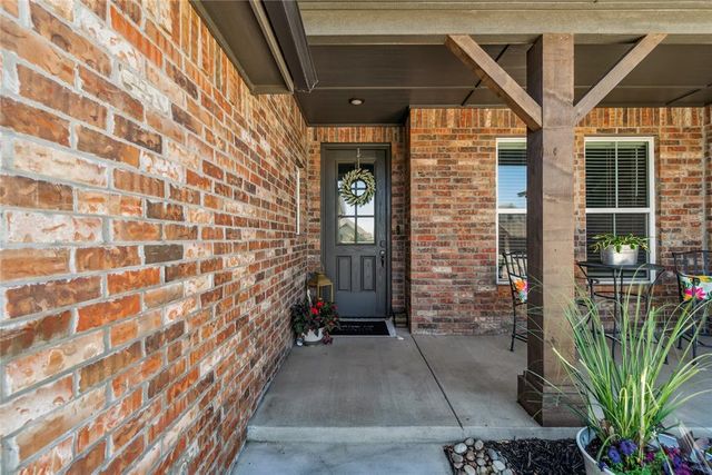 13528 NW 2nd Street, Yukon, OK 73099