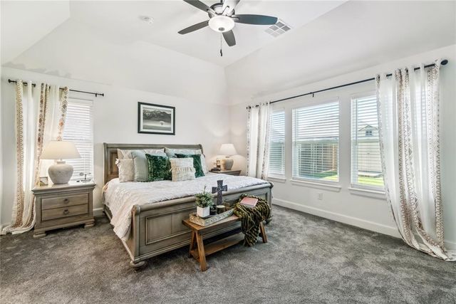 13528 NW 2nd Street, Yukon, OK 73099