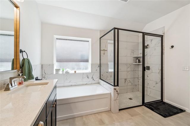 13528 NW 2nd Street, Yukon, OK 73099