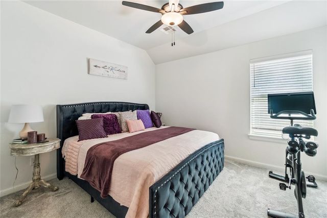 13528 NW 2nd Street, Yukon, OK 73099