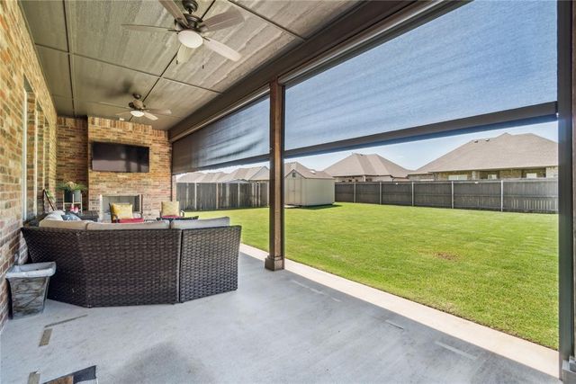 13528 NW 2nd Street, Yukon, OK 73099