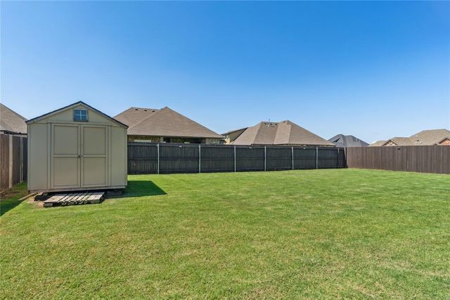 13528 NW 2nd Street, Yukon, OK 73099