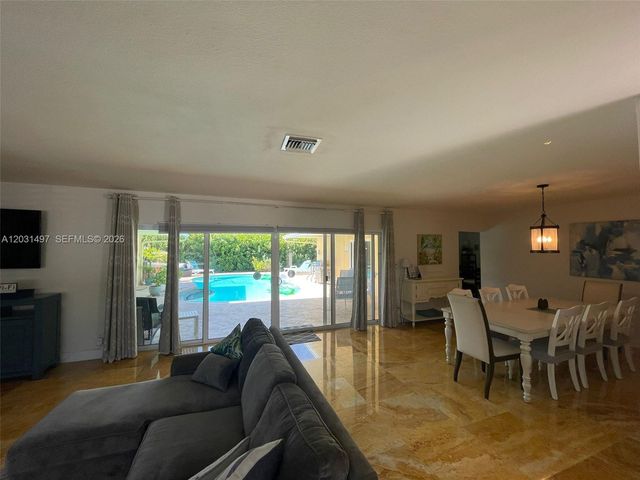 4410 N Buchanan St, Hollywood, FL 33021
