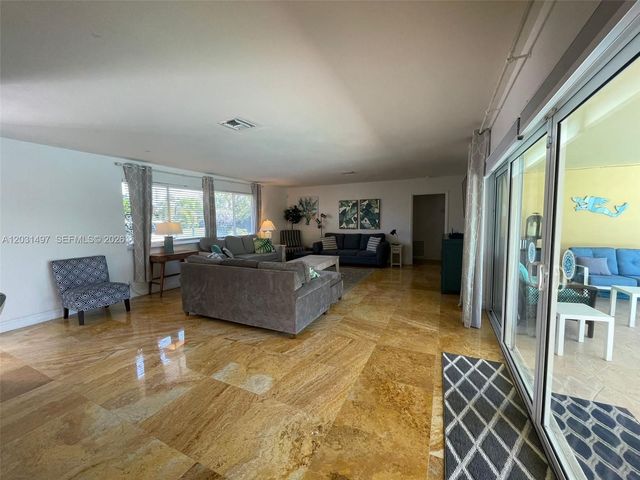 4410 N Buchanan St, Hollywood, FL 33021