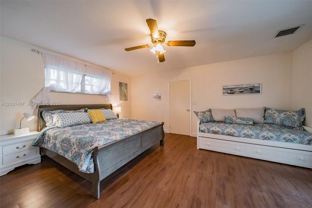 4410 N Buchanan St, Hollywood, FL 33021