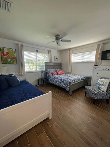 4410 N Buchanan St, Hollywood, FL 33021