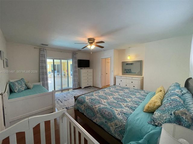 4410 N Buchanan St, Hollywood, FL 33021