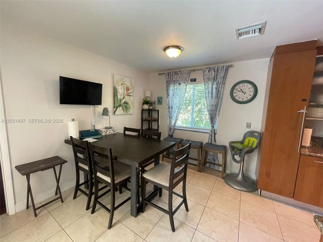 4410 N Buchanan St, Hollywood, FL 33021