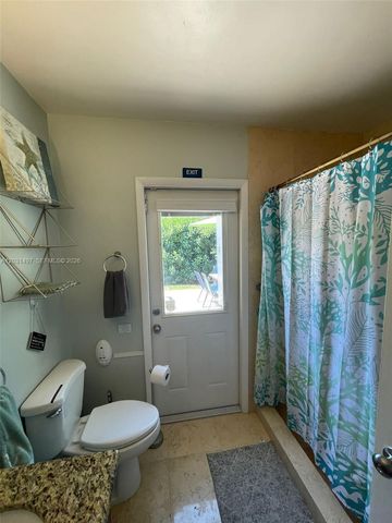 4410 N Buchanan St, Hollywood, FL 33021